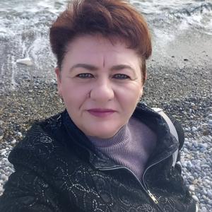 Девушки в Сочи: Irina Tyurina, 53 - ищет парня из Сочи
