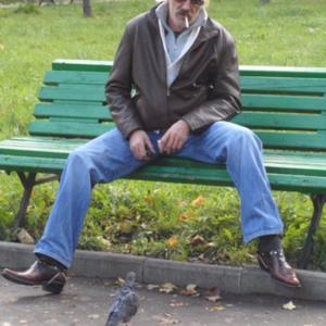 Парни в Твери: Viktor Drozdov, 65 - ищет девушку из Твери