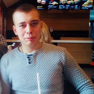 Дмитрий, 25 лет, Балаково