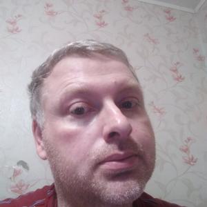 Парни в Йошкар-Оле: Максим Иванов, 44 - ищет девушку из Йошкар-Олы