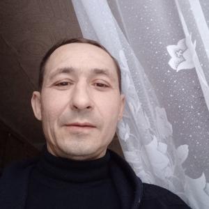 Олег, 48 лет, Шаран