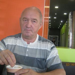 Парни в Магнитогорске: Александр, 69 - ищет девушку из Магнитогорска