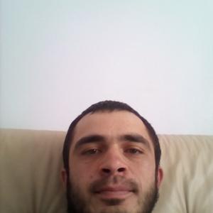 Парни в Черкесске: Ахмед Арашуков, 36 - ищет девушку из Черкесска