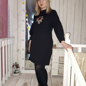 Девушки в Арсеньеве: Елена, 43 - ищет парня из Арсеньева