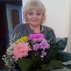 Девушки в Сегеже: Зоя Бондаренко, 66 - ищет парня из Сегежи