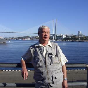 Виталий, 72 года, Екатеринбург
