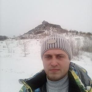Парни в Барнауле (Алтайский край): Олег, 42 - ищет девушку из Барнаула (Алтайский край)