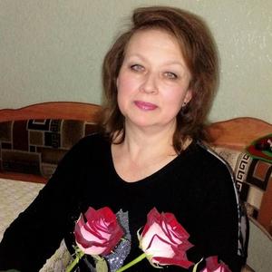 Девушки в Волгограде: Светлана, 62 - ищет парня из Волгограда