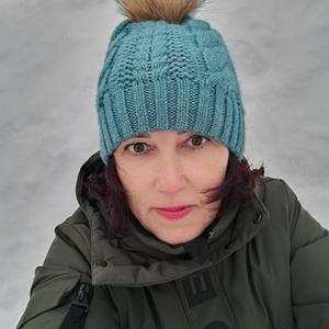 Девушки в Северске: Наталья Лавринович, 56 - ищет парня из Северска