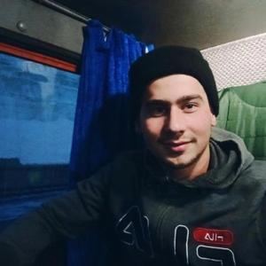 Виталий, 24 года, Змиевка