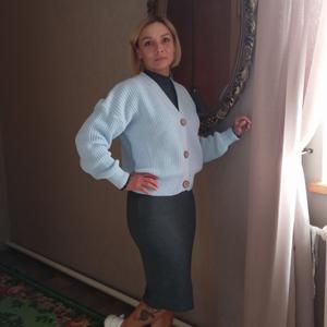 Девушки в Смоленске: Елена, 51 - ищет парня из Смоленска