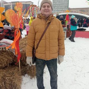 Парни в Перми: Илья, 42 - ищет девушку из Перми