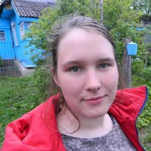 Девушки в Новоржеве: Алёна, 25 - ищет парня из Новоржева