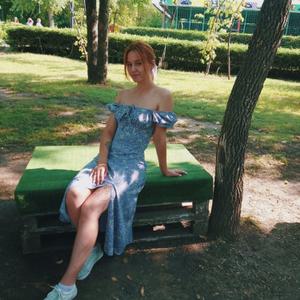 Девушки в Новосибирске: Светлана, 26 - ищет парня из Новосибирска