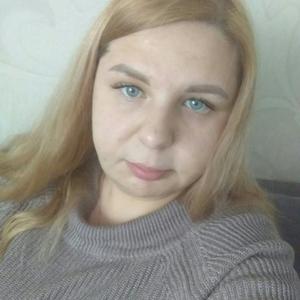 Девушки в Челябинске: Ksenia, 30 - ищет парня из Челябинска