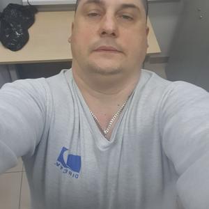 Влад, 47 лет, Астрахань
