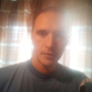 Парни в Пскове: Фёдор, 39 - ищет девушку из Пскова