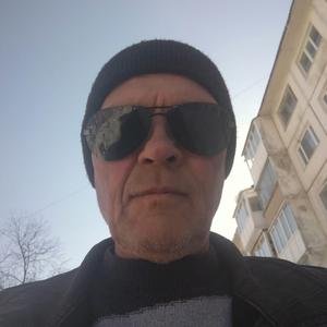 Парни в Магадане: Сергей, 57 - ищет девушку из Магадана