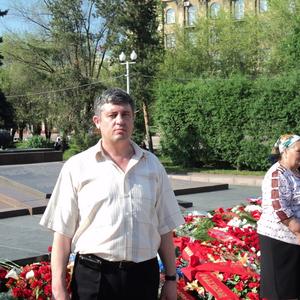 Парни в Волгограде: Александр, 64 - ищет девушку из Волгограда