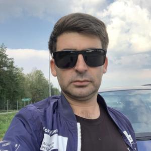 Alisher, 32 года, Душанбе