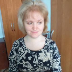 Девушки в Оренбурге: Катя, 29 - ищет парня из Оренбурга