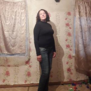 Девушки в Оренбурге: Лена, 60 - ищет парня из Оренбурга