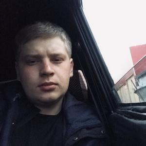 Евгений , 26 лет, Нижневартовск
