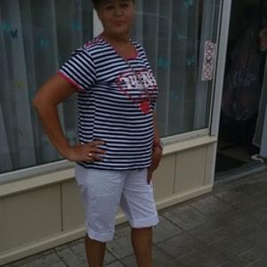 Девушки в Екатеринбурге: Любаша, 62 - ищет парня из Екатеринбурга