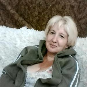 Девушки в Саратове: Натали, 50 - ищет парня из Саратова