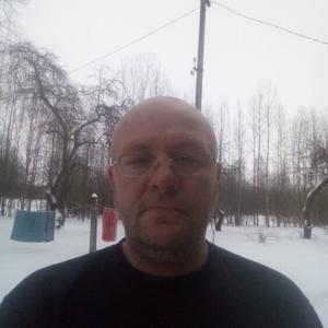 Геннадий, 54 года, Псков