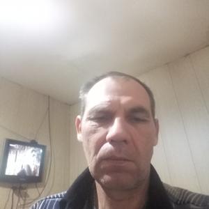 Парни в Череповце: Виталий, 52 - ищет девушку из Череповца
