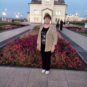 Ольга, 69 лет, Саратов