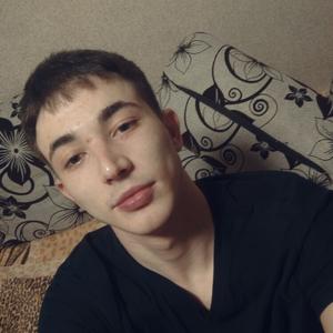 Керим, 21 год, Саратов