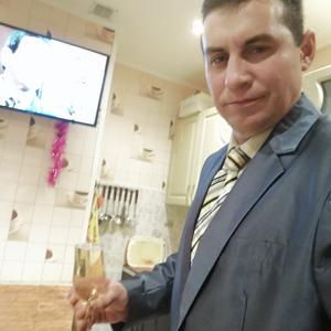 Парни в Томске: Антон, 41 - ищет девушку из Томска