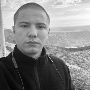 Юрий, 23 года, Иркутск