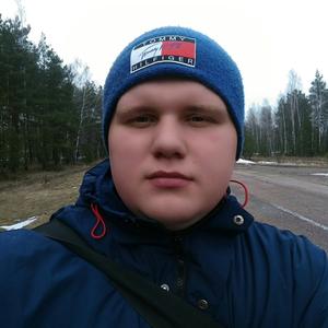 Oleg, 22 года, Речица