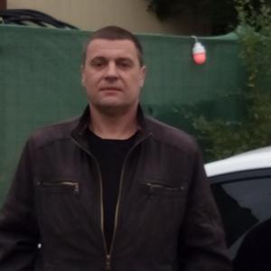 Константин, 53 года, Суворов
