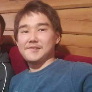 Парни в Якутске: Руслан, 25 - ищет девушку из Якутска