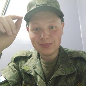 Парни в Омске: Вячеслав, 25 - ищет девушку из Омска