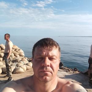 Парни в Петропавловске-Камчатском: Денис, 45 - ищет девушку из Петропавловска-Камчатского