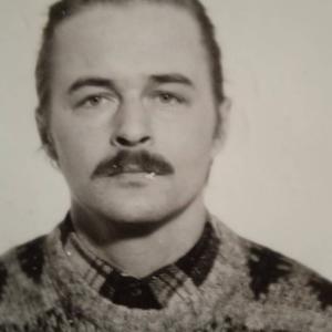 Парни в Череповце: Андрей Кожарин, 59 - ищет девушку из Череповца