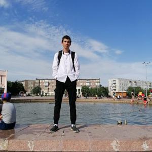 Парни в Сатпаев: Хаджимурат, 27 - ищет девушку из Сатпаев