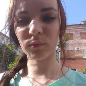 Девушки в Ижевске: Марина, 29 - ищет парня из Ижевска