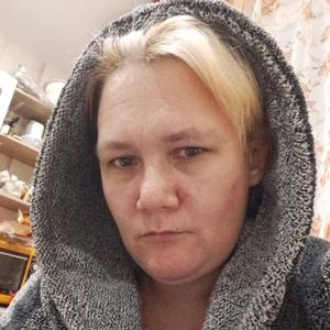 Девушки в Петрозаводске: Maria, 35 - ищет парня из Петрозаводска