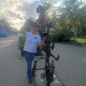 Девушки в Томске: Елена, 41 - ищет парня из Томска