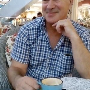 Парни в Новодвинске: Александр, 68 - ищет девушку из Новодвинска