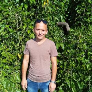 Парни в Бельцах (Молдова): Александр, 41 - ищет девушку из Бельцов (Молдова)
