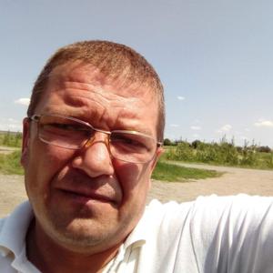 Парни в Новомосковске: Anatiiy Gladushev, 52 - ищет девушку из Новомосковска