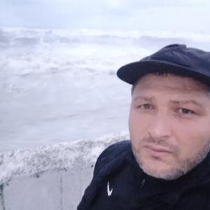 Парни в Сочи: Азамат, 38 - ищет девушку из Сочи