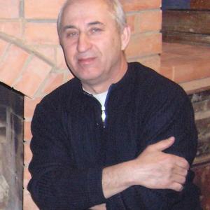 Юрий, 73 года, Москва